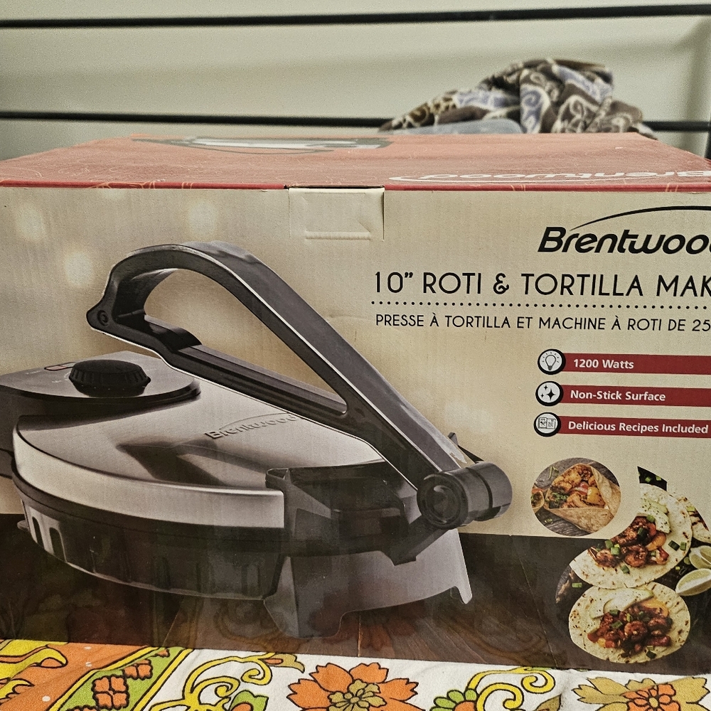 Brentwood roti or tortilla maker